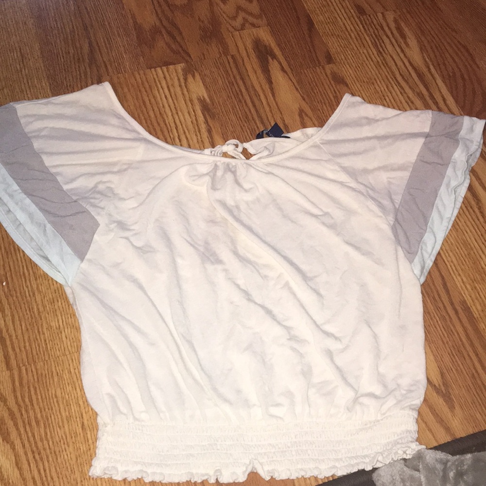 Size small American eagle top